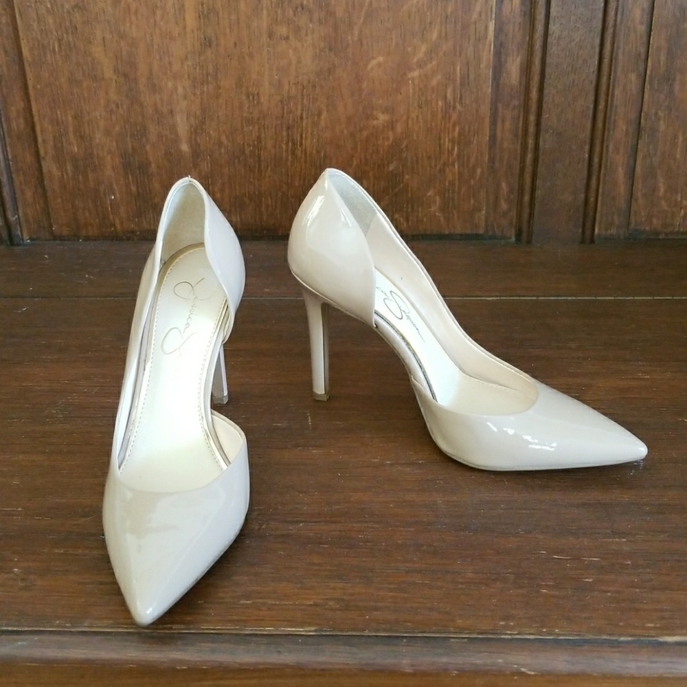 Jessica Simpson  D'orsay pumps